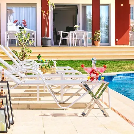 Red House Homestay Llucmajor (Mallorca)